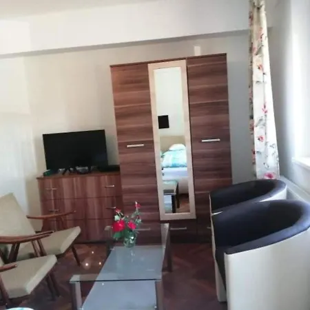 Park Apartman Apartment Hajduszoboszlo Exterior photo